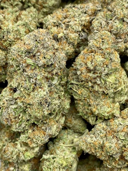 Gorilla Pie is an evenly balanced hybrid strain that is created by crossing Gorilla Glue and Jelly Pie strains.