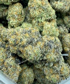 Kush Mintz is a balanced hybrid strain that is known for its relaxing and sedative effects, making it great for chronic pain and sleeping problems.
