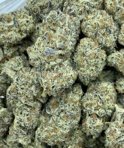 Cookies n Cream is a well-balanced hybrid strain, with a 60% indica and 40% sativa blend, resulting from a crossbreeding of Starfighter and an unidentified Girl Scout Cookies phenotype.